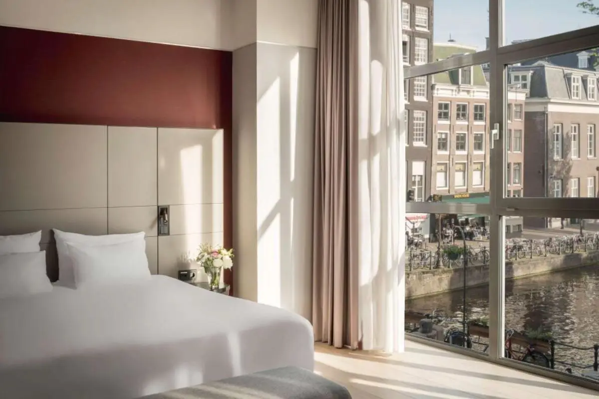 Bedroom Inside Anantara Grand Hotel Krasnapolsky Amsterdam Which Is A LEED Certified Eco Hotel