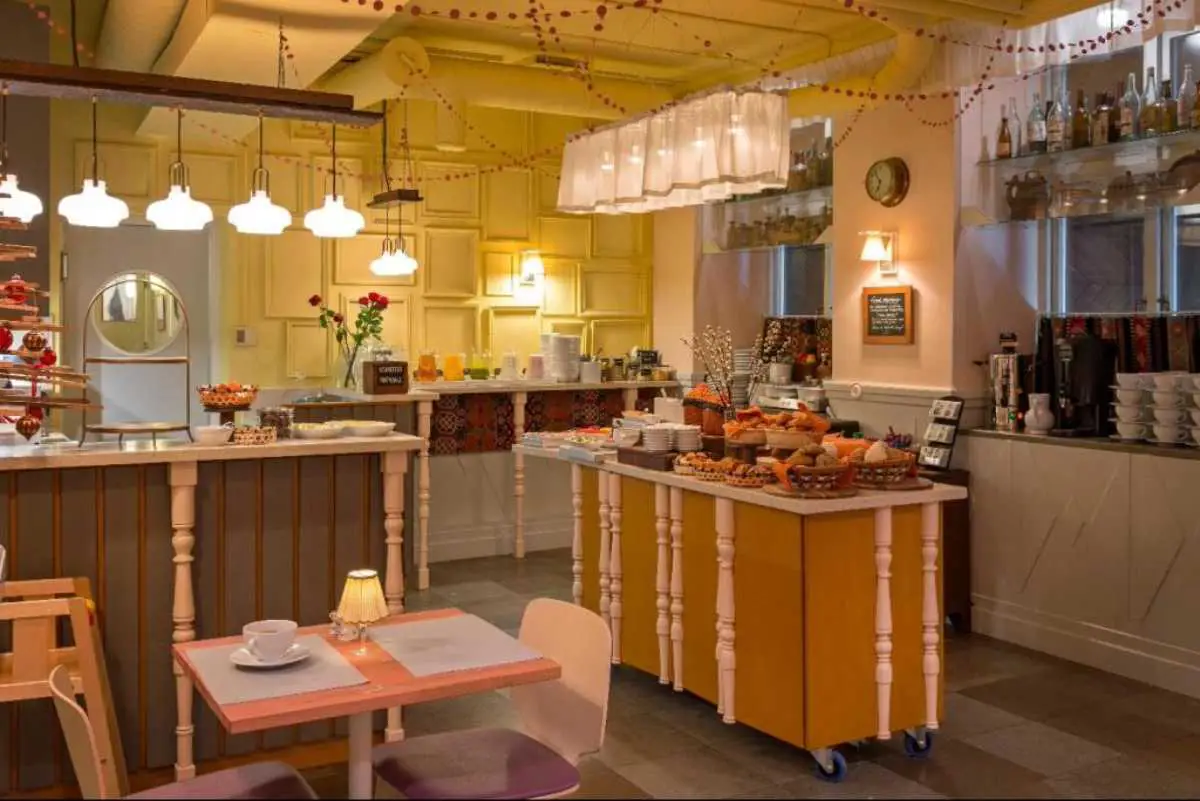 Lady Hamilton Hotel Stockholm Is A Green Key Certified Hotel Offering Local Produce In Their Dinning Area